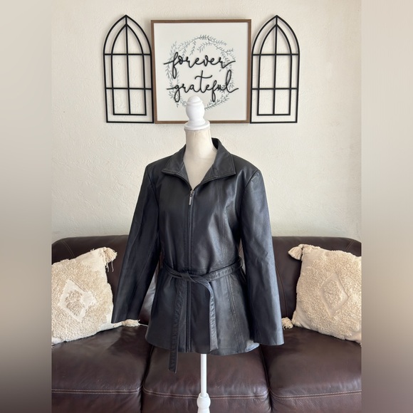 Vintage Worthington Black 100% Leather Full Zip Jacket
Waist Tie Size L Retro - Picture 1 of 13